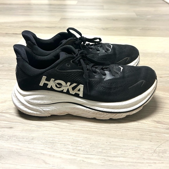 Hoka One One Shoes Women Sz 8.5 Clifton 10 Black White Athletic Running Sneakers - Picture 8 of 12